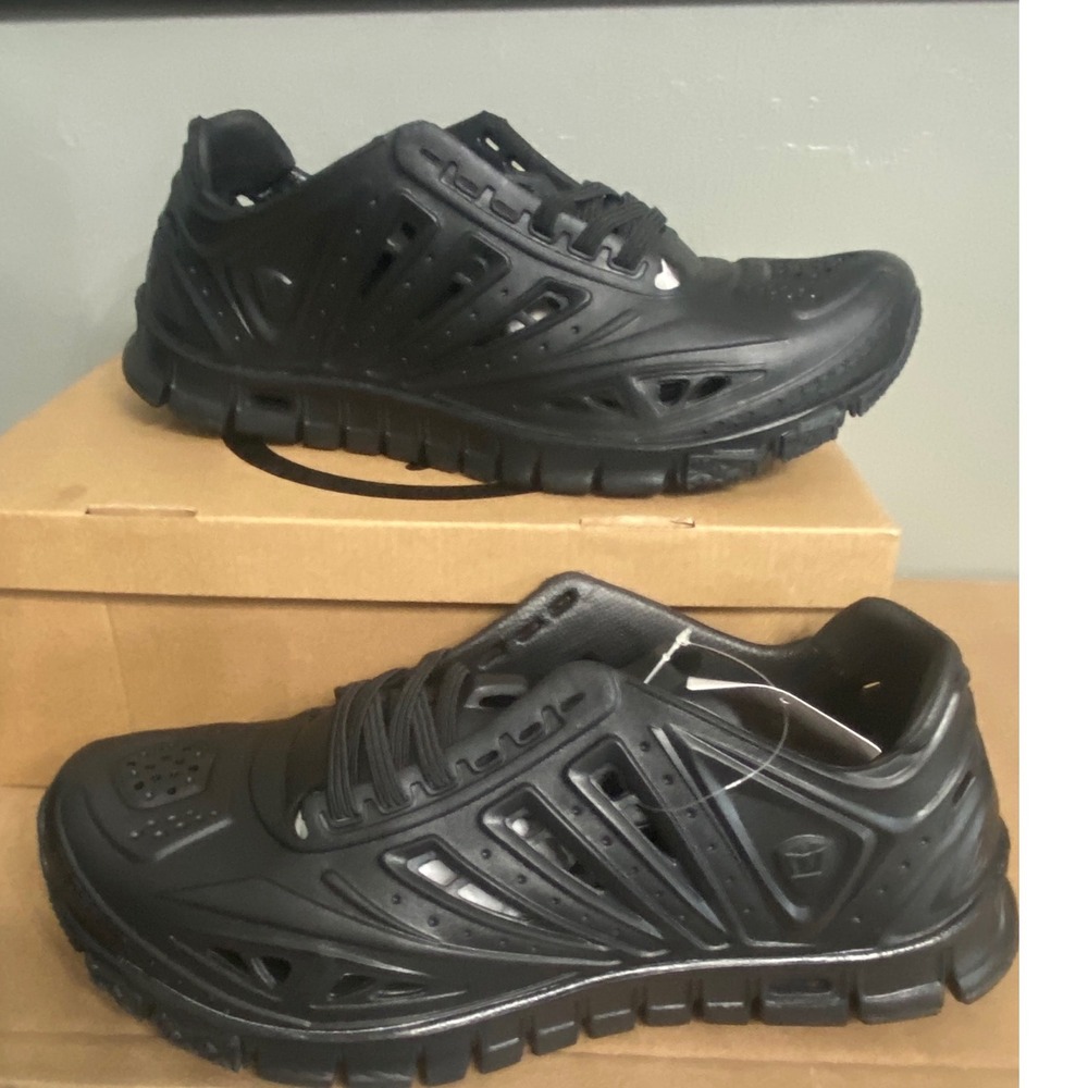 Crosskix APX Blackwater Mens Size 12 Water Shoes Hybrid Sneakers BKW-US12 NEW